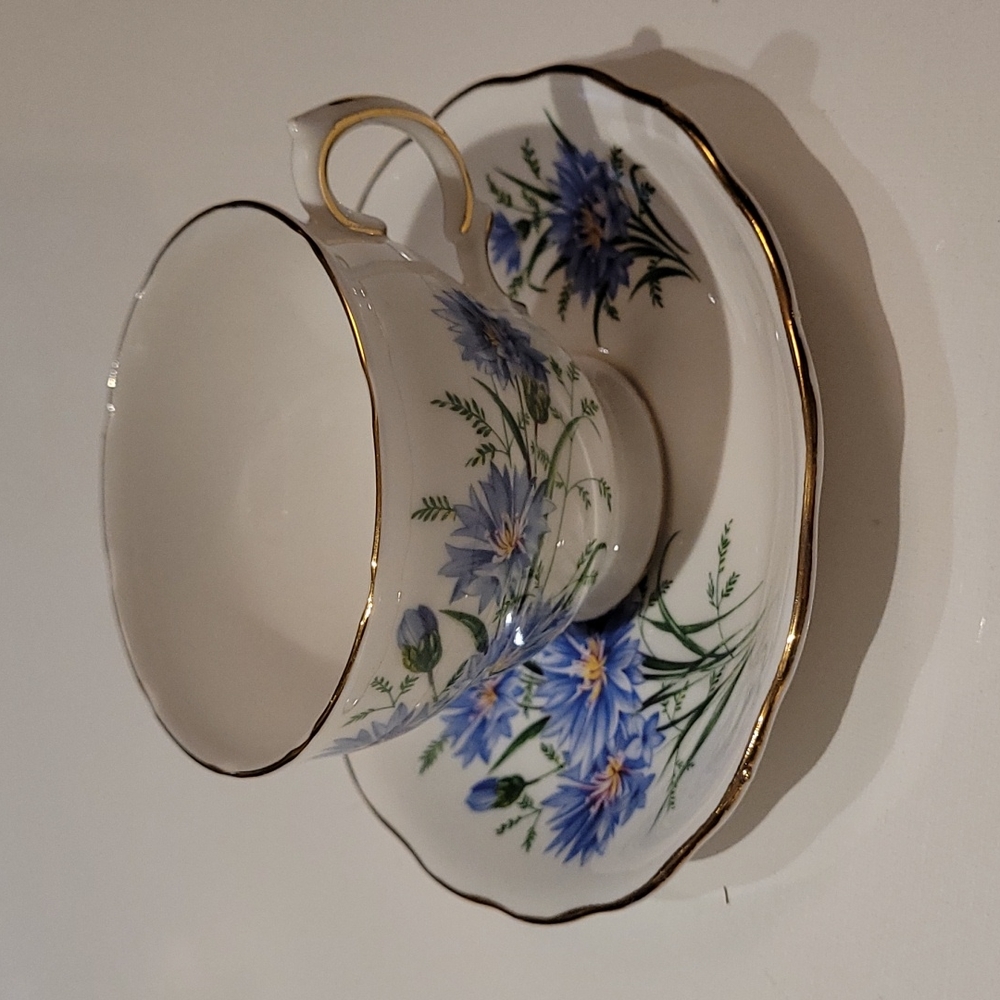 Vintage Royal Vale bone China made in England cornflower sprays blue white